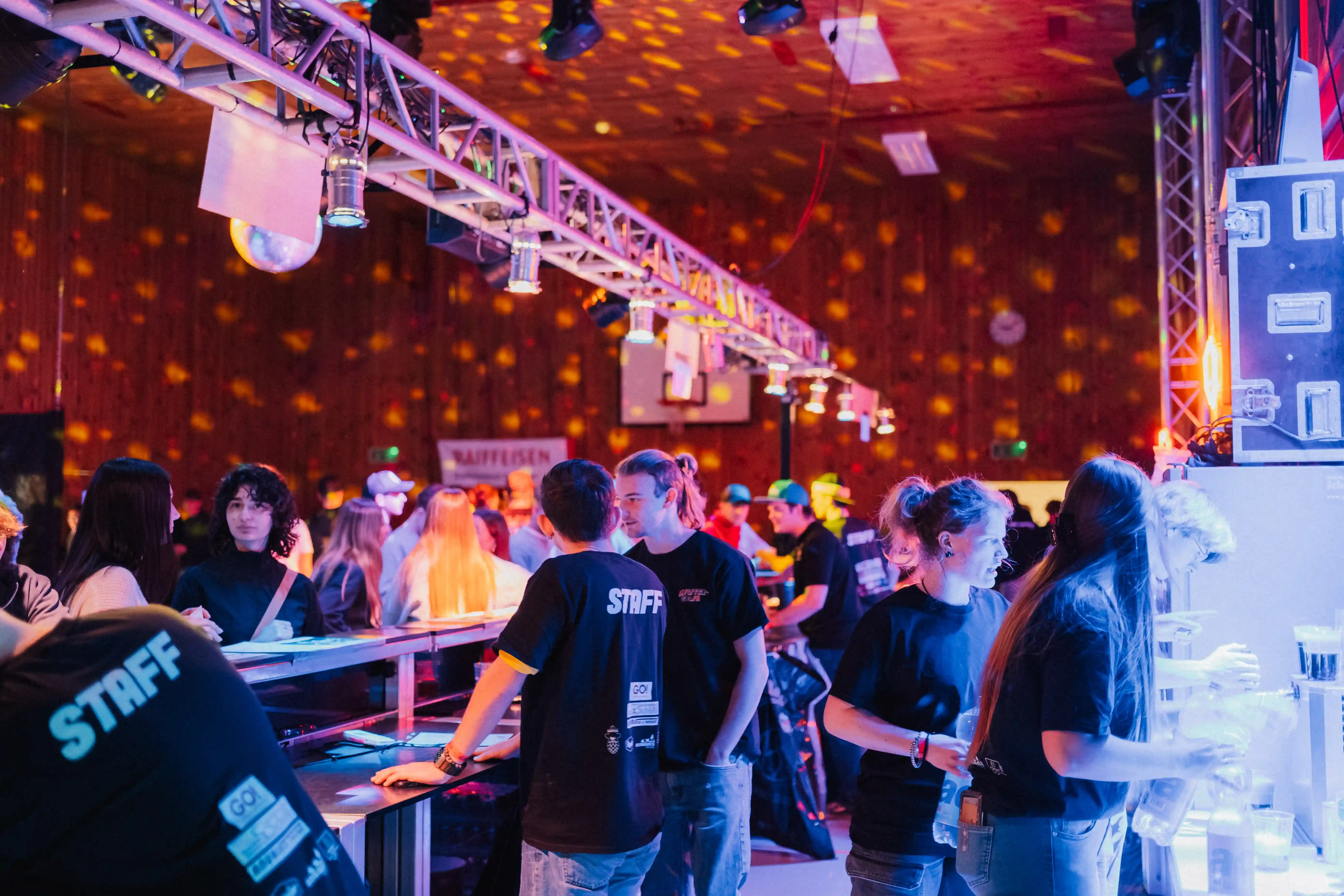 Kein Bild mit diesem Pfad gefunden