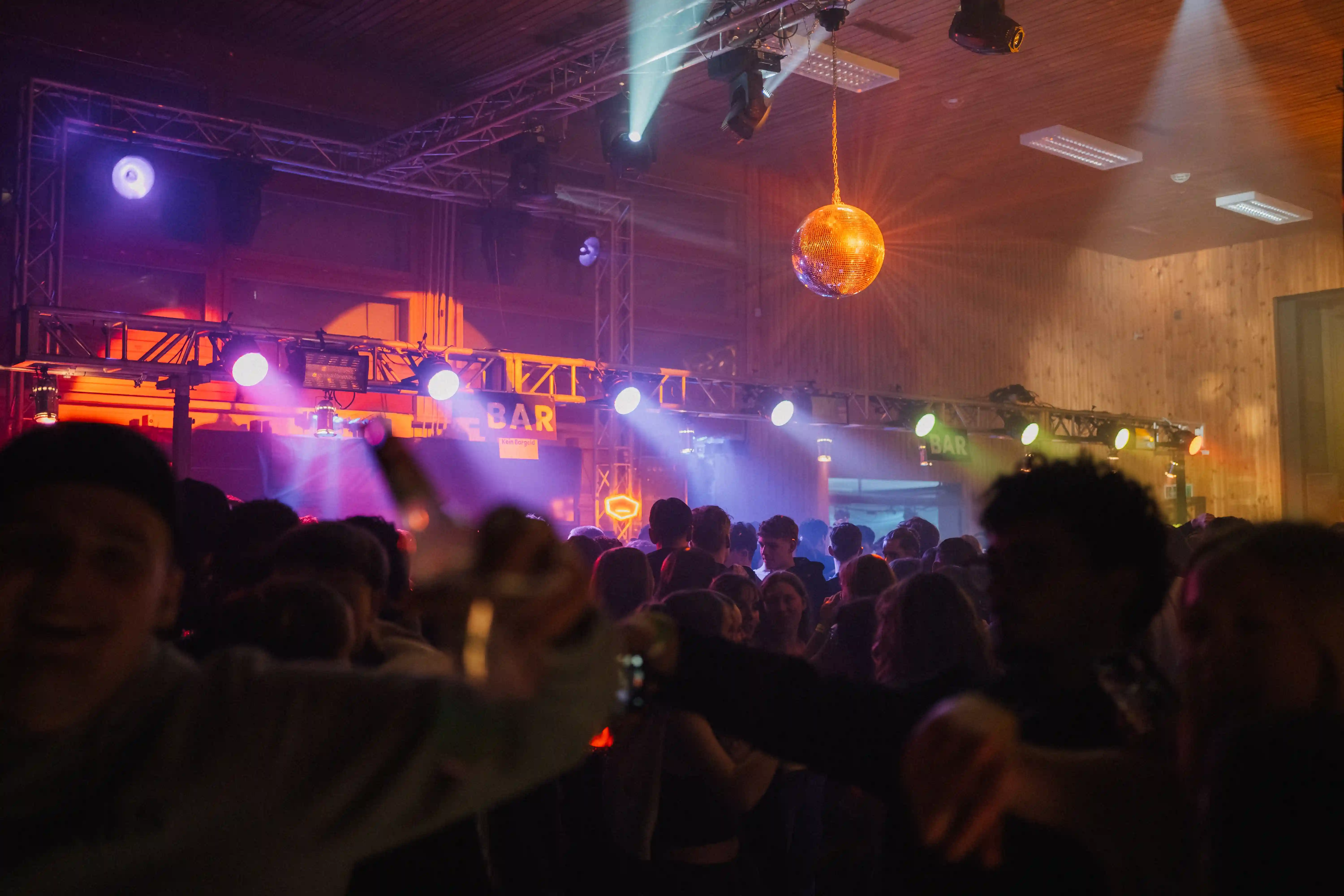 Kein Bild mit diesem Pfad gefunden