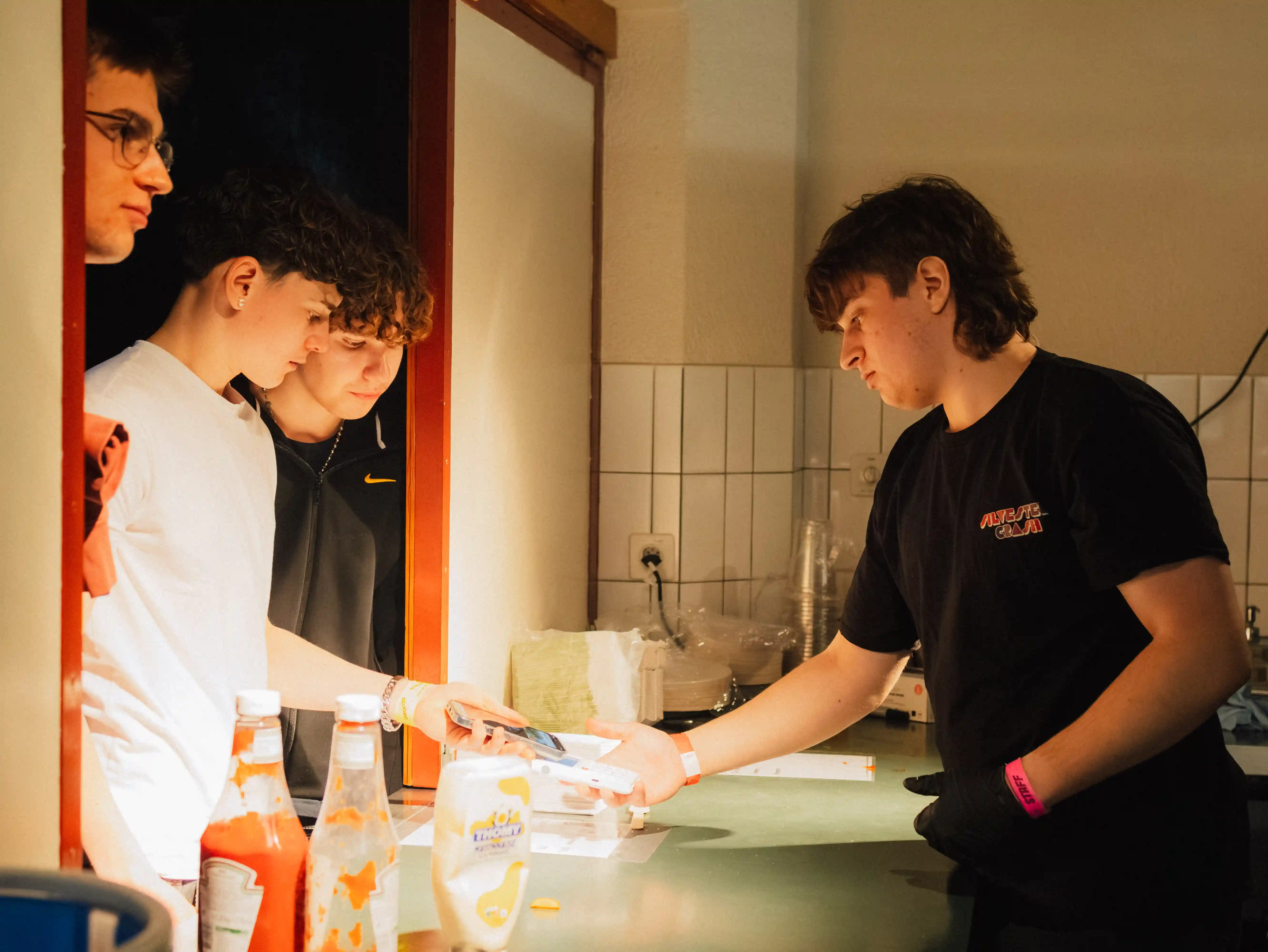 Kein Bild mit diesem Pfad gefunden